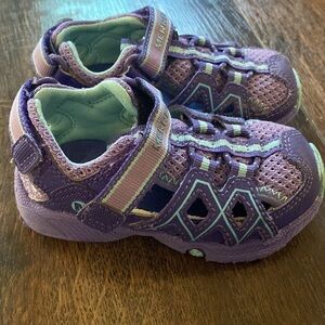 Merrell hydro quench sandals size 5